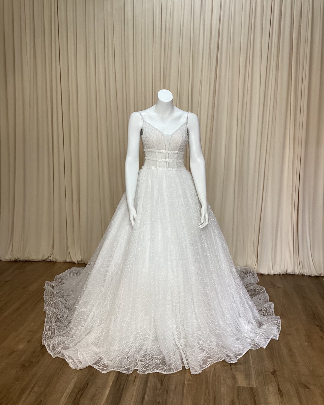 Ball Gown Wedding Dress 16