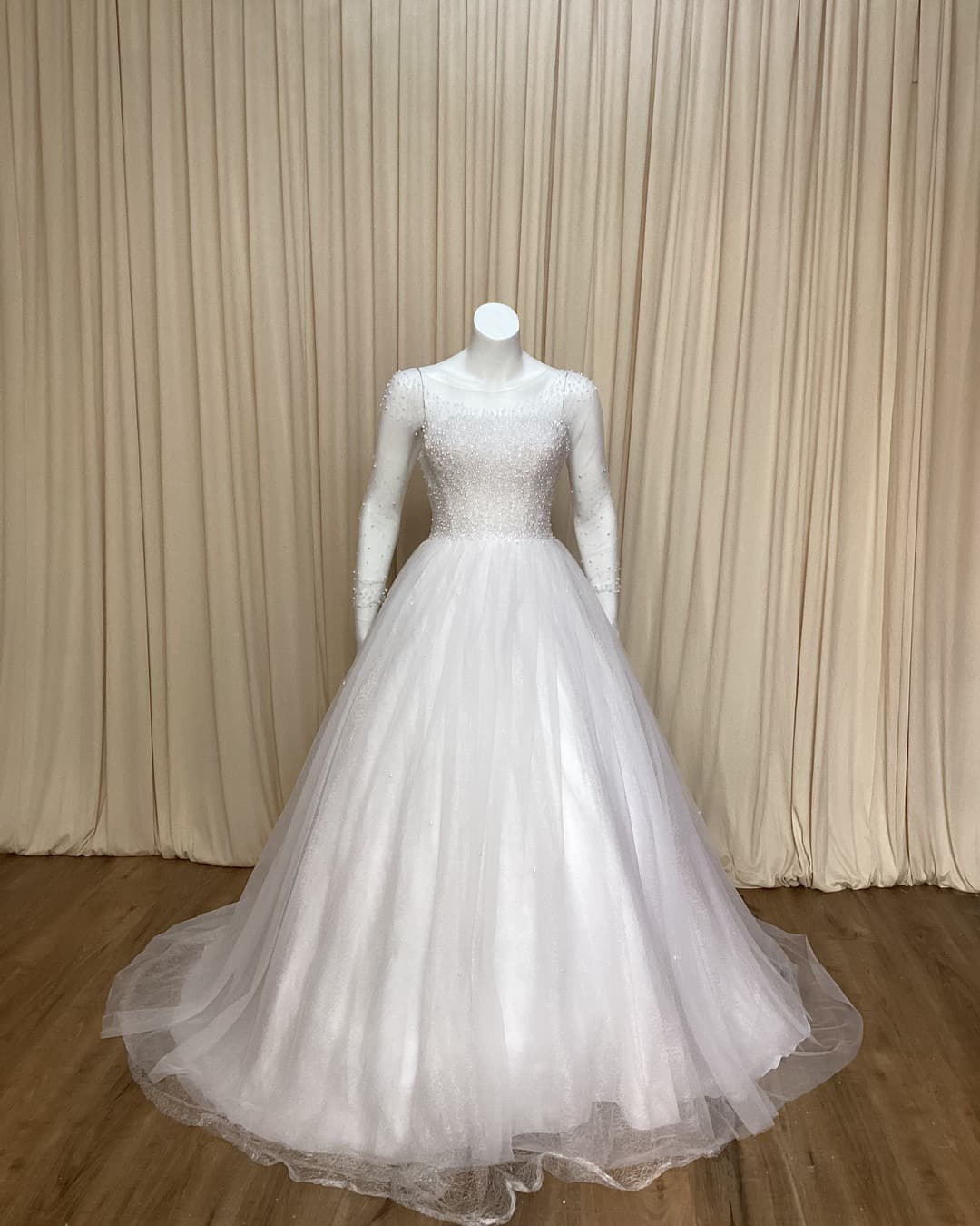 Ball Gown Wedding Dress 40