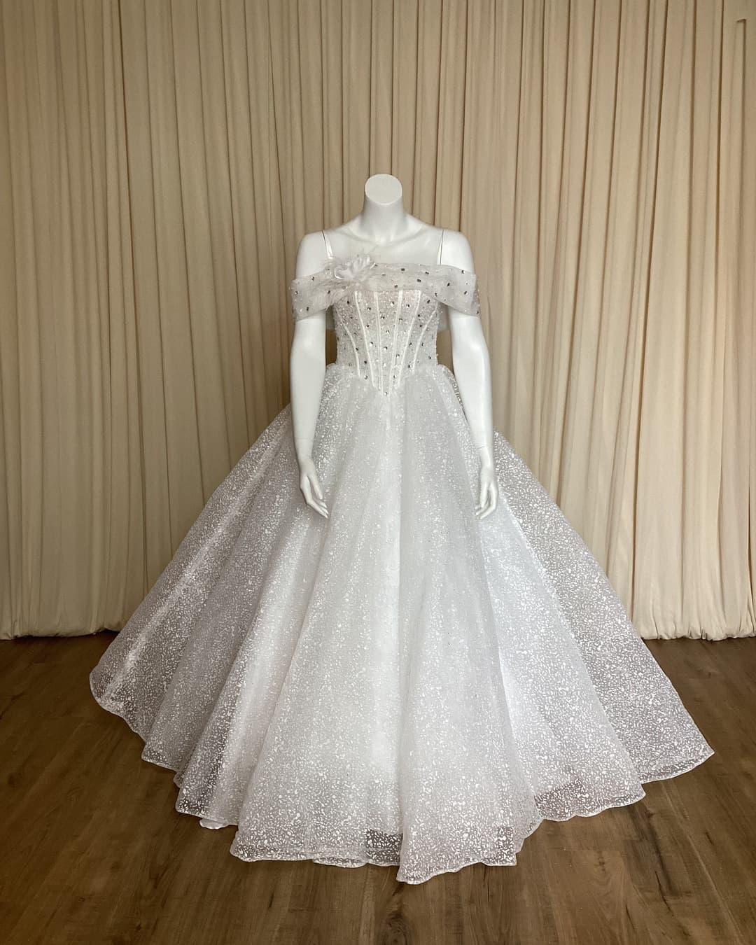 Ball Gown Wedding Dress 46