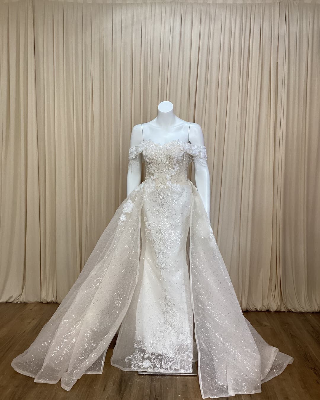 Mermaid Wedding Dress 2